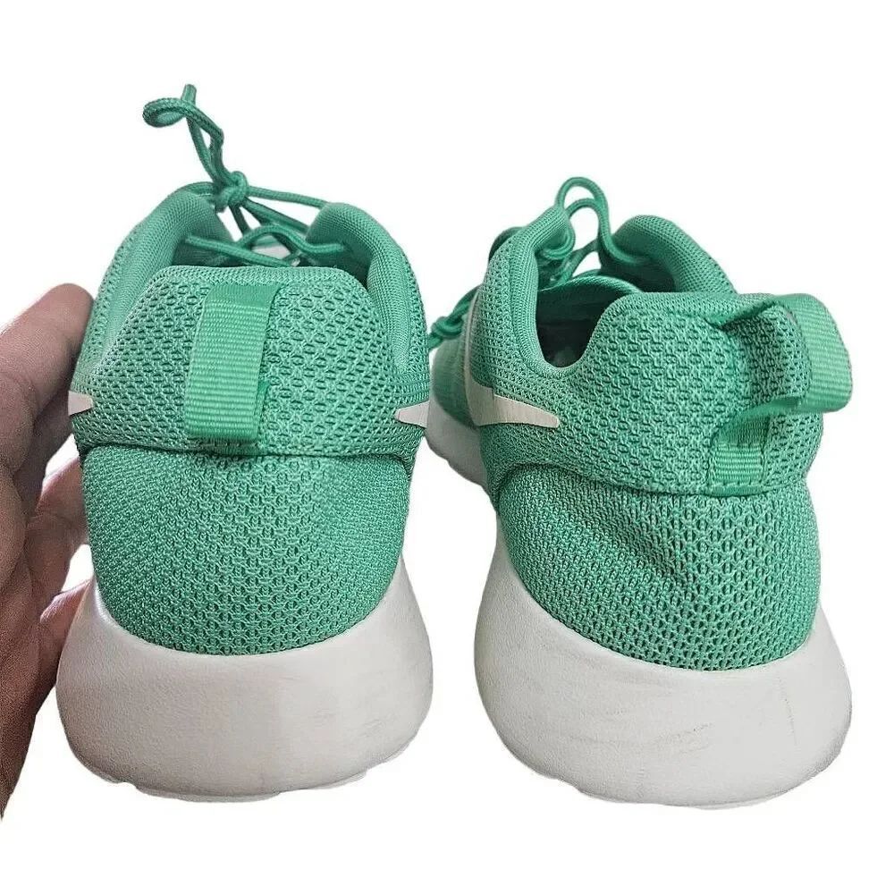 Nike sneakers  - Picture 6 of 7